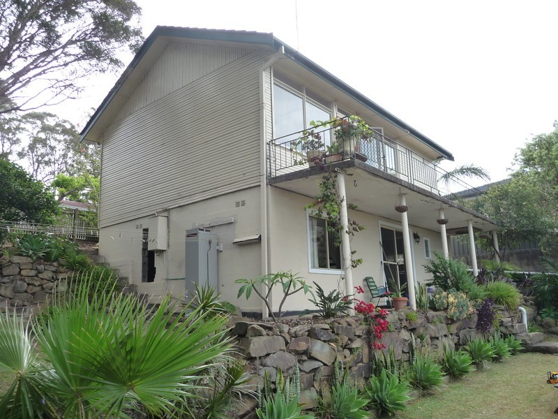 84 Bellevue Rd Road, Figtree NSW 2525