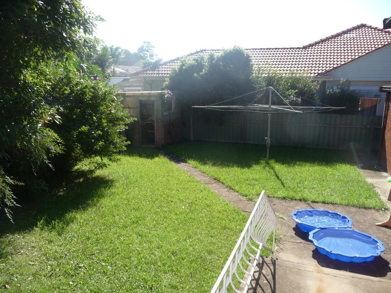 7 Chalmers Street, Balgownie NSW 2519