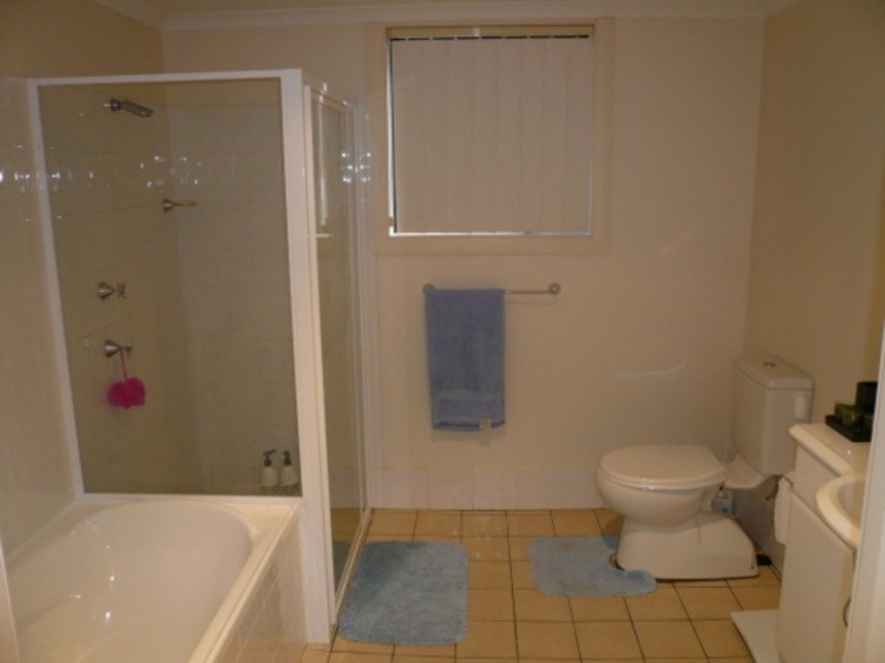 2/18 Hercules Street, Wollongong NSW 2500