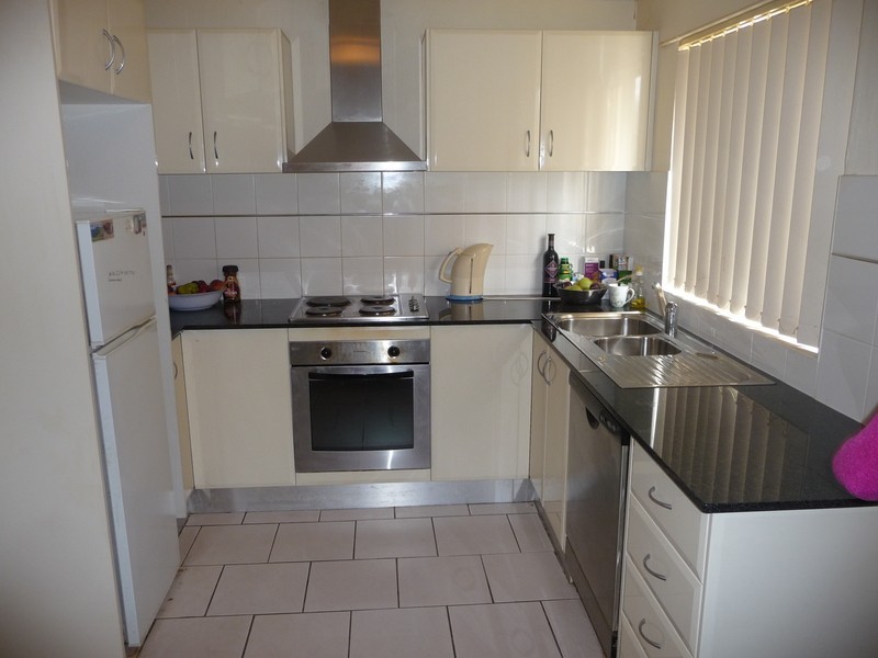 2/4 Loftus Street, Wollongong NSW 2500