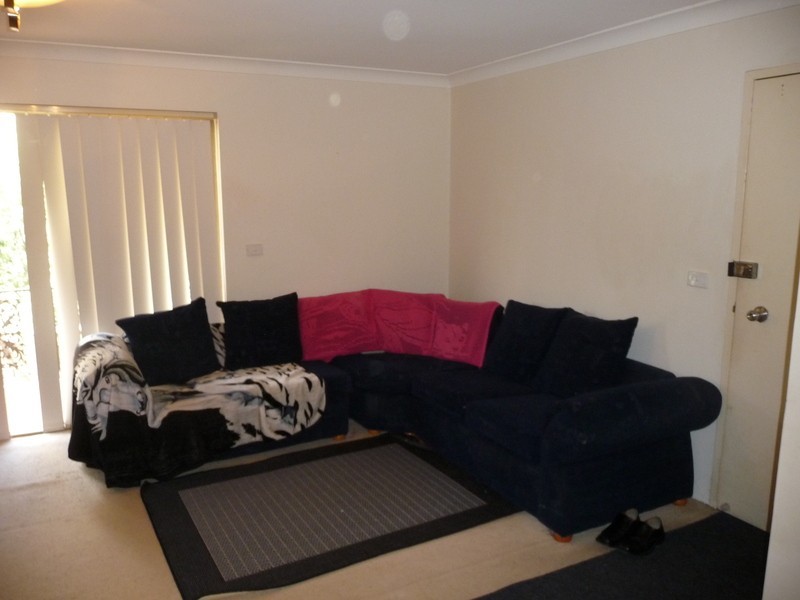 2/4 Loftus Street, Wollongong NSW 2500