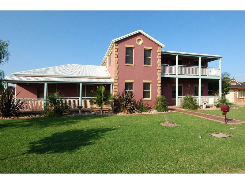 38 Murra Murra Road, Kanahooka NSW 2530