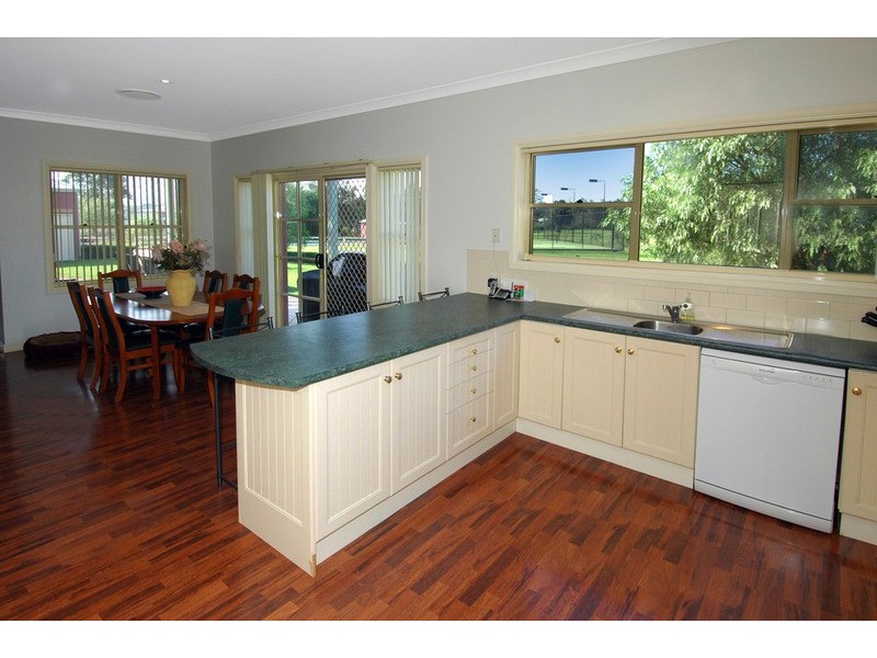 38 Murra Murra Road, Kanahooka NSW 2530