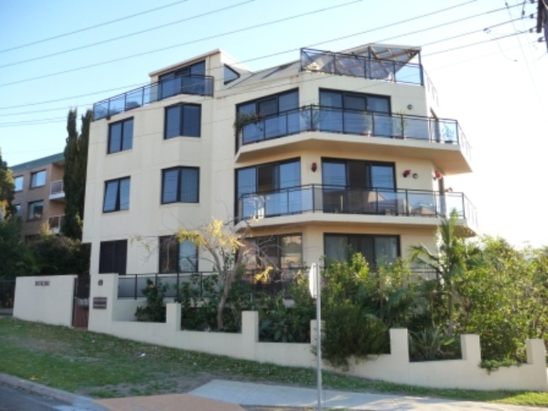 3/49 Bourke Road, Wollongong North NSW 2500