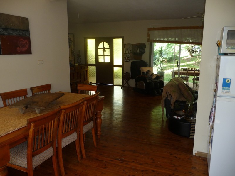 214 Cordeaux Road, Mount Kembla NSW 2526