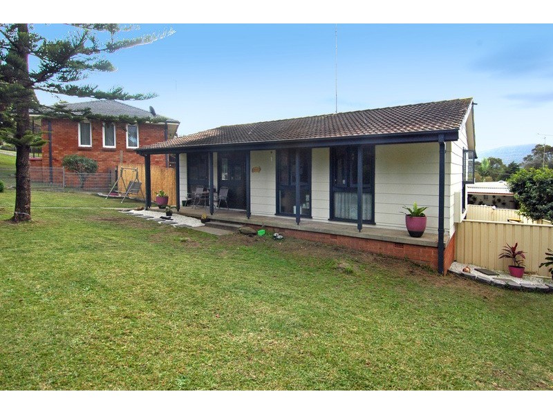 12 Gilba Road, Koonawarra NSW 2530