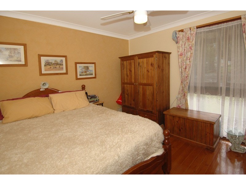 12 Gilba Road, Koonawarra NSW 2530