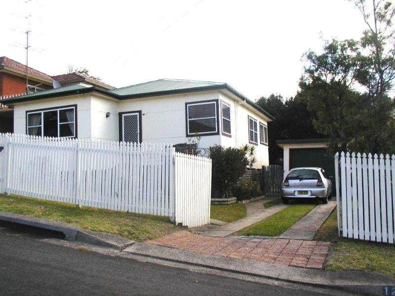 12 Kembla Street, Balgownie NSW 2519