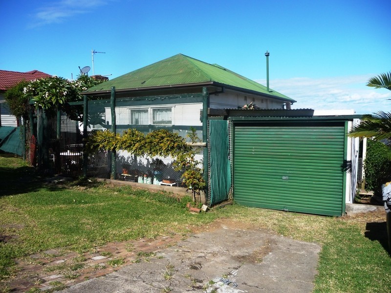 95 Robertson Street, Port Kembla NSW 2505