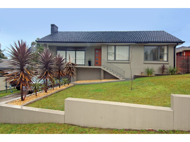 41 Blackman Parade, Unanderra NSW 2526