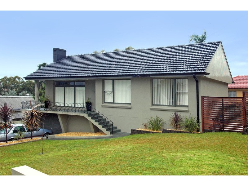 41 Blackman Parade, Unanderra NSW 2526