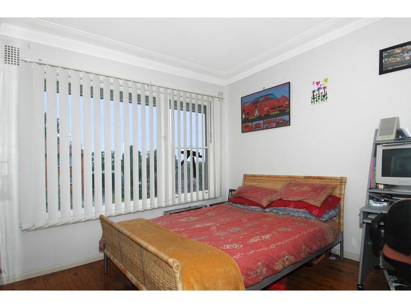 41 Blackman Parade, Unanderra NSW 2526