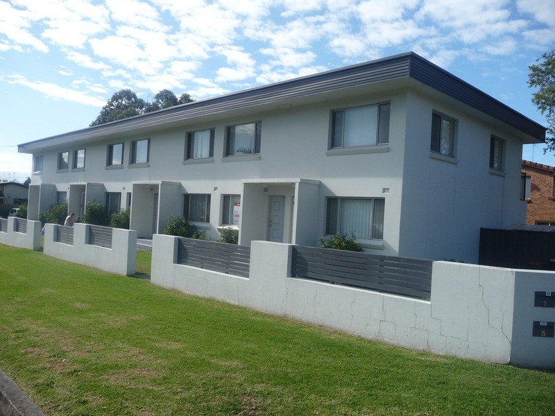 6/16 Railway Street, Corrimal East NSW 2518