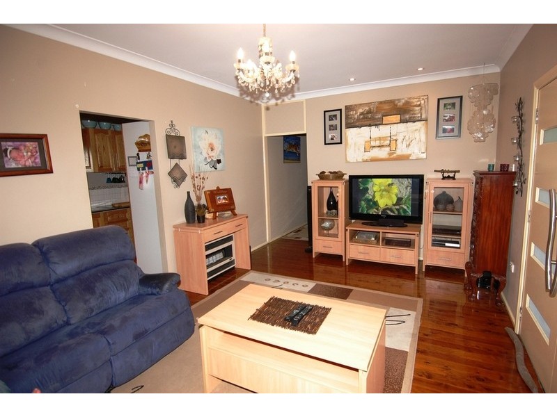 104 Landy Drive, Mount Warrigal NSW 2528