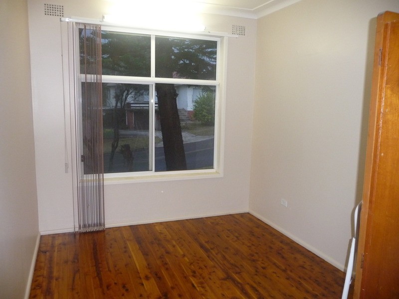 16 Booyong Street, West Wollongong NSW 2500