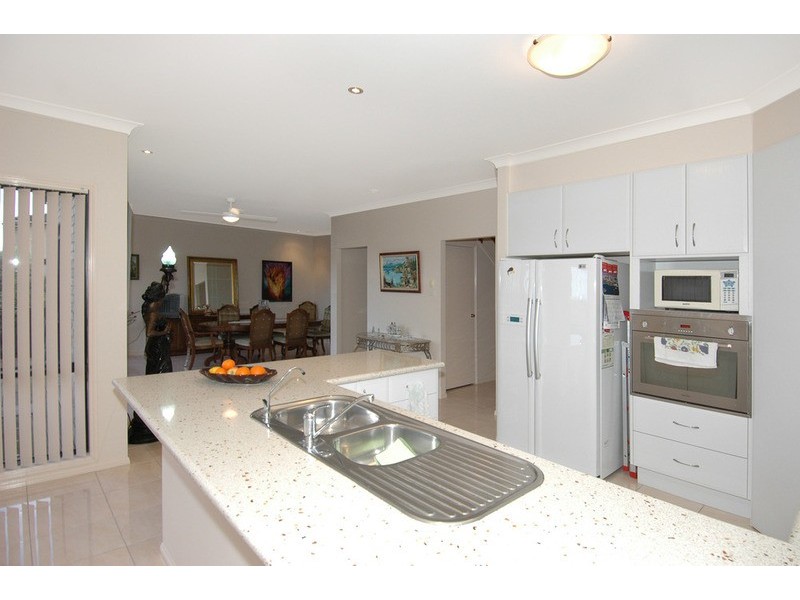 115 Shearwater Drive, Berkeley NSW 2506