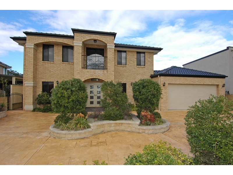 115 Shearwater Drive, Berkeley NSW 2506