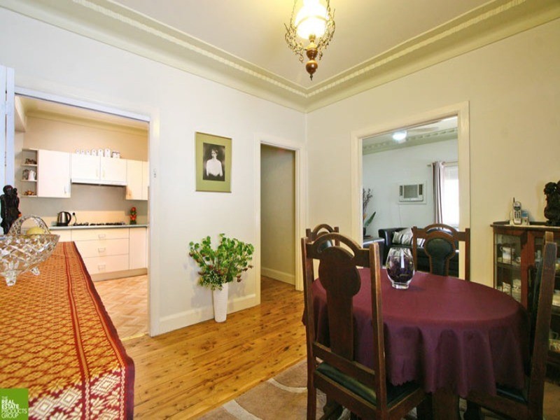 15 Prospect Street, Mount Saint Thomas NSW 2500