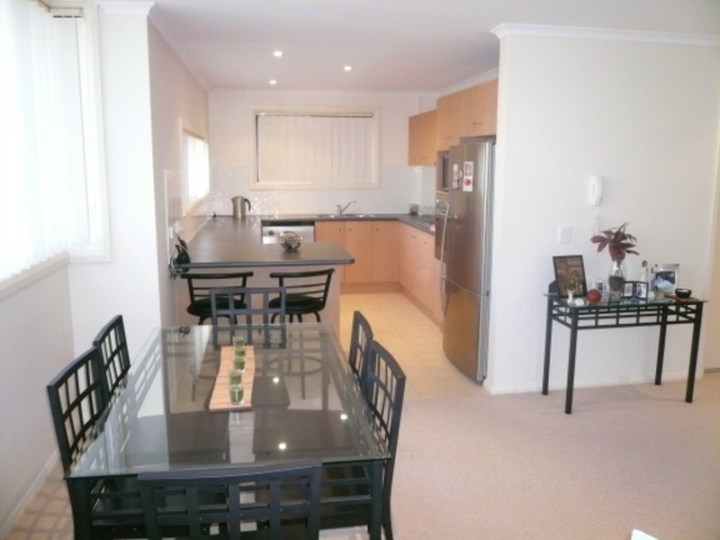 2/18 Hercules Street, Wollongong NSW 2500