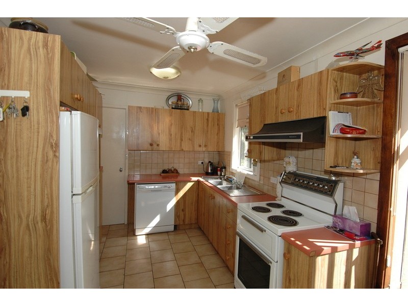 14 Caroona Street, Berkeley NSW 2506