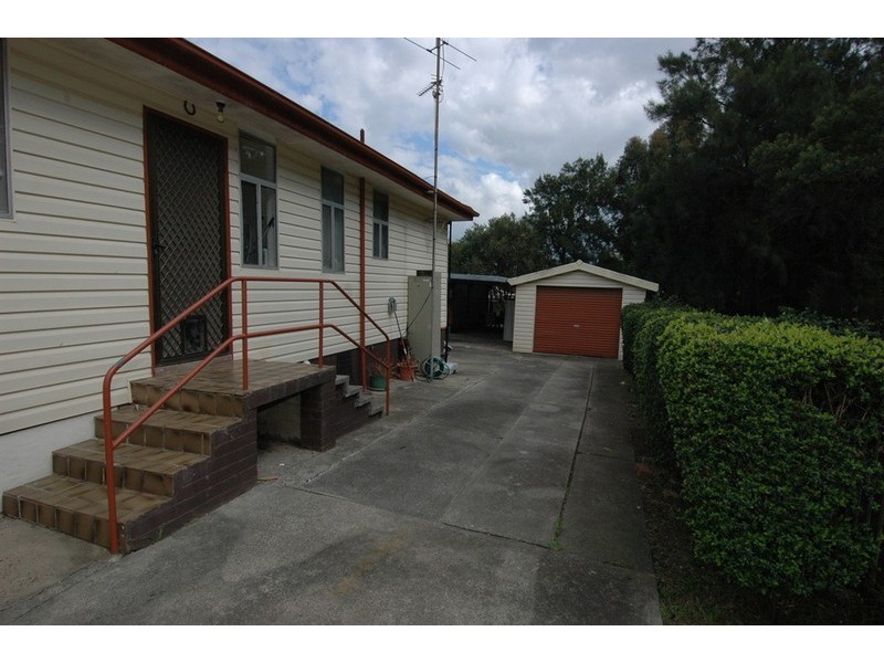 14 Caroona Street, Berkeley NSW 2506