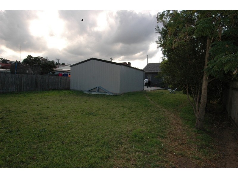 7 Todd Street, Warrawong NSW 2502