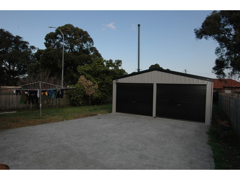 7 Todd Street, Warrawong NSW 2502
