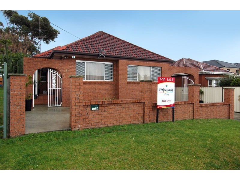 38 Collins Street, Corrimal NSW 2518