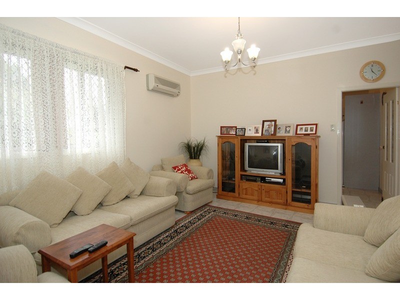 38 Collins Street, Corrimal NSW 2518