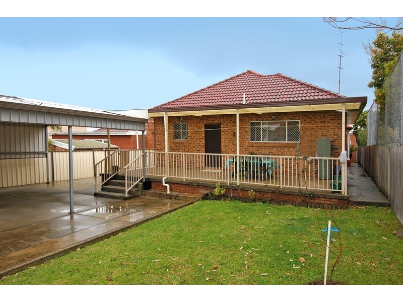 38 Collins Street, Corrimal NSW 2518