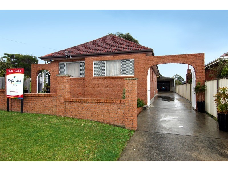38 Collins Street, Corrimal NSW 2518