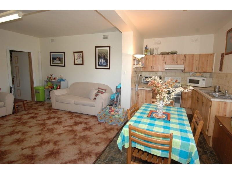 62A Denise Street, Lake Heights NSW 2502