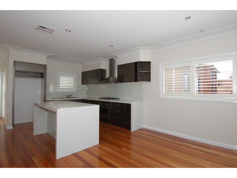 8A Robinson Street, Wollongong NSW 2500