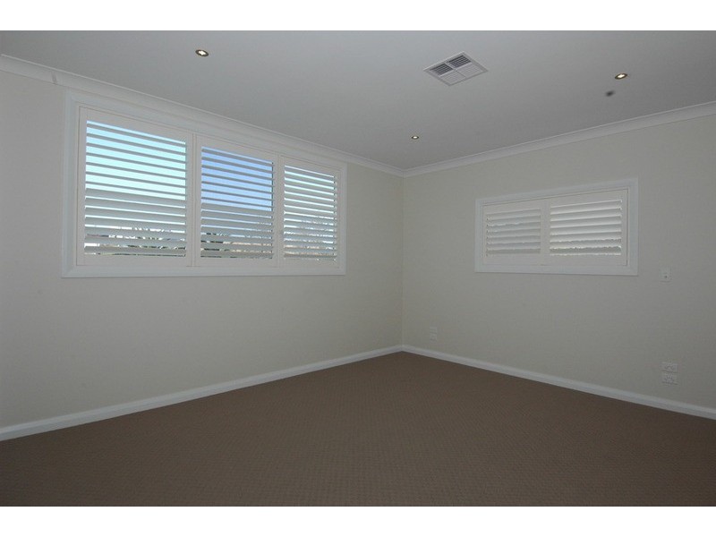 8A Robinson Street, Wollongong NSW 2500