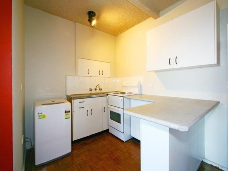 15/1 Powell Street, Mangerton NSW 2500