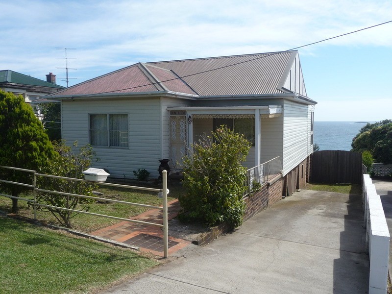 8 Gallipoli Street, Port Kembla NSW 2505