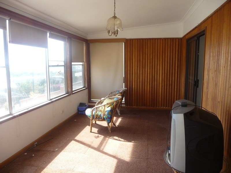 8 Gallipoli Street, Port Kembla NSW 2505