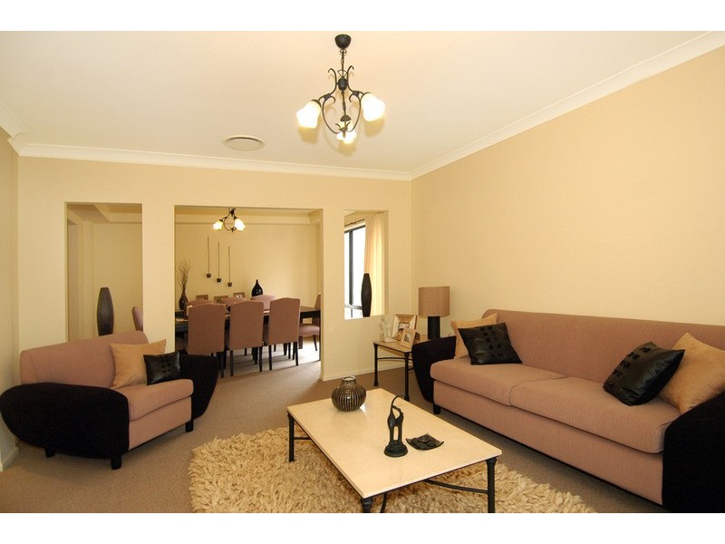 38 Mundoonen Crescent, Horsley NSW 2530