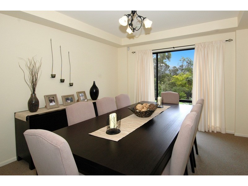 38 Mundoonen Crescent, Horsley NSW 2530