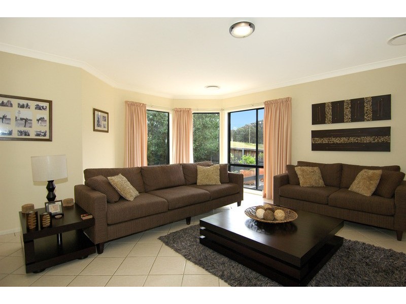 38 Mundoonen Crescent, Horsley NSW 2530