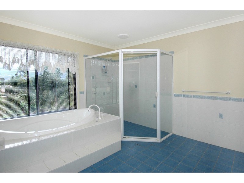 38 Mundoonen Crescent, Horsley NSW 2530