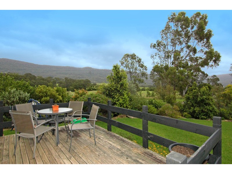 38 Mundoonen Crescent, Horsley NSW 2530