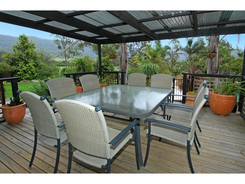 38 Mundoonen Crescent, Horsley NSW 2530