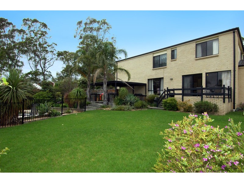 38 Mundoonen Crescent, Horsley NSW 2530