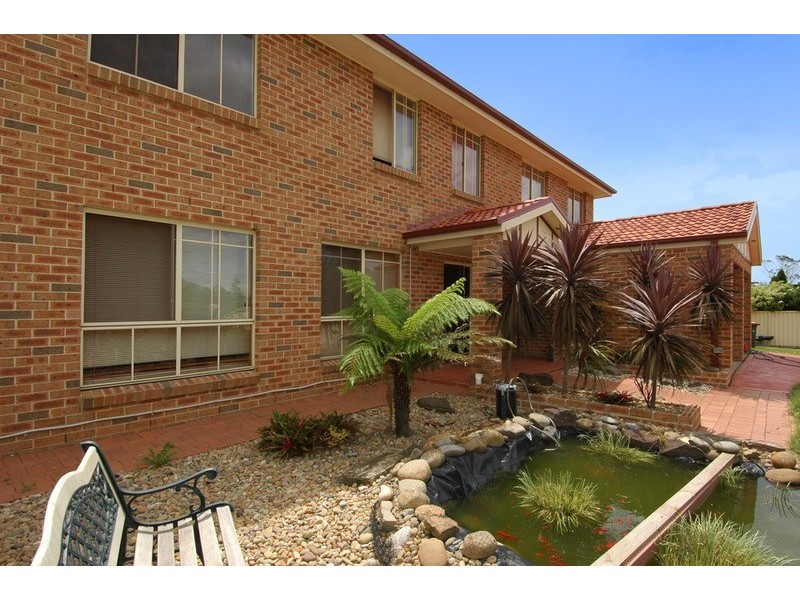 19 Reed Park Place, Horsley NSW 2530
