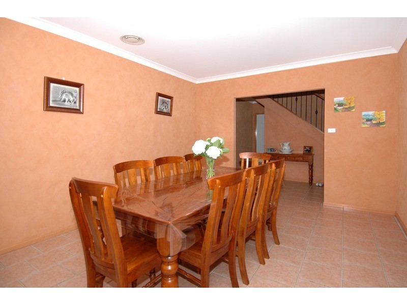 19 Reed Park Place, Horsley NSW 2530