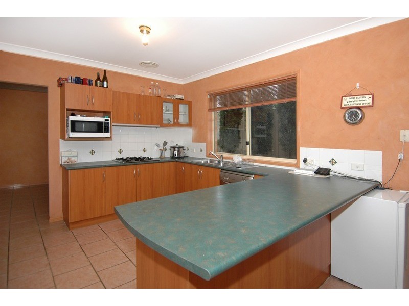 19 Reed Park Place, Horsley NSW 2530