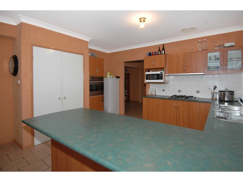 19 Reed Park Place, Horsley NSW 2530