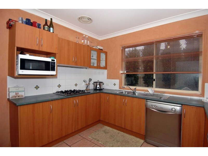 19 Reed Park Place, Horsley NSW 2530