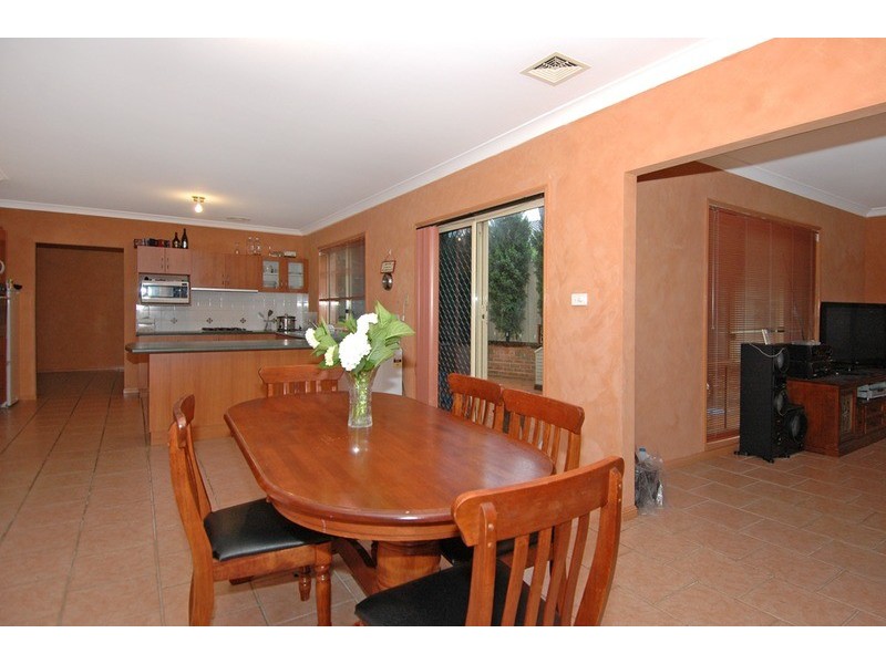 19 Reed Park Place, Horsley NSW 2530